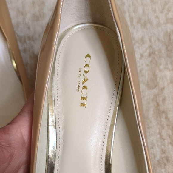 Coach Grand Nude Patent Leather Pumps for Office – Size 8.5B - Picture 2 of 13